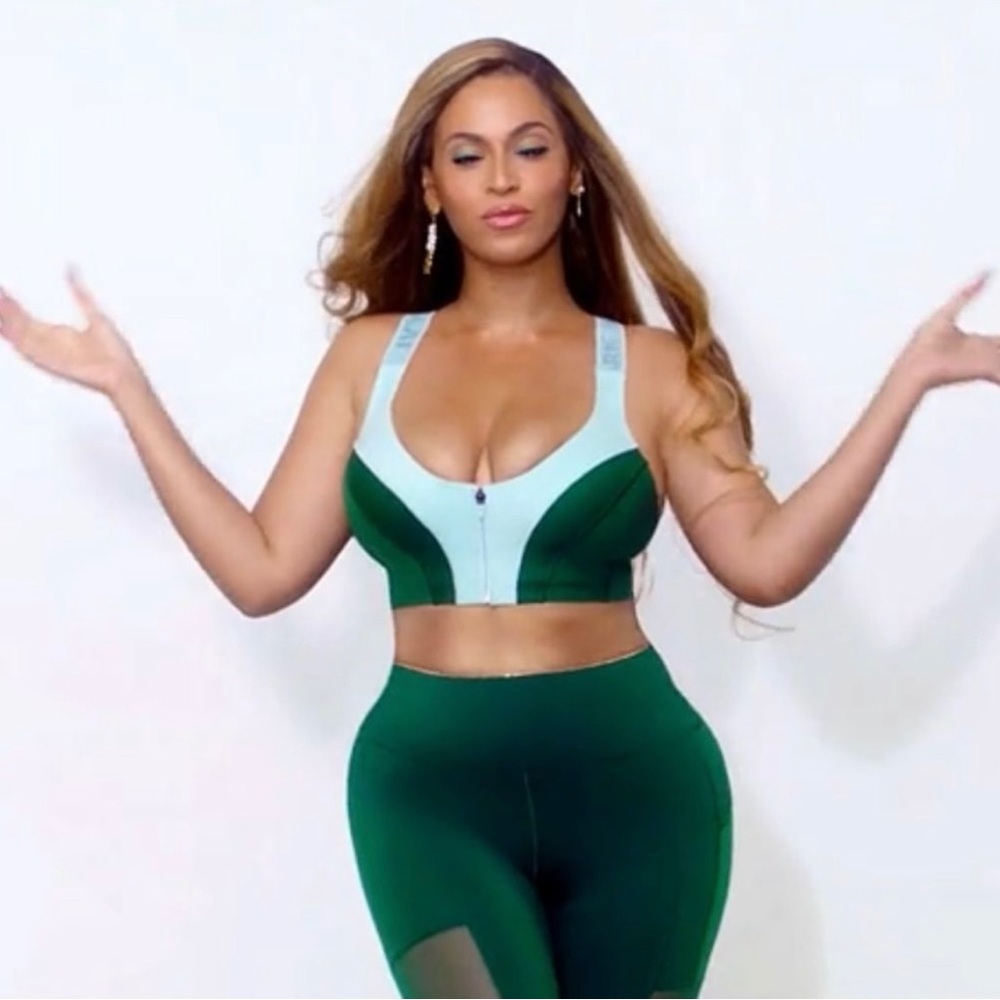 ADIDAS x IVY PARK ‘Drip 2’ Mesh Sports Bra & Mesh Tights SET